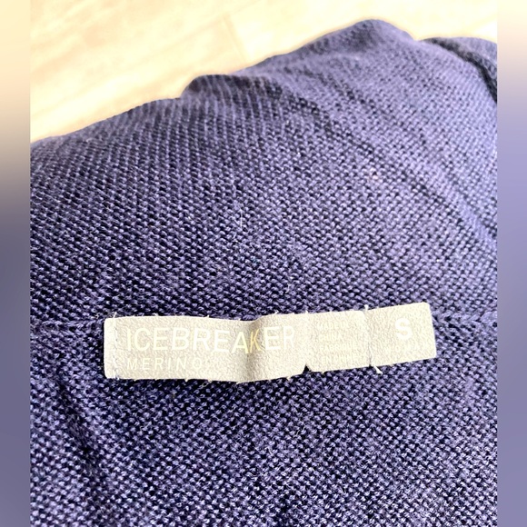 Icebreaker Navy Sweater - Picture 4 of 11